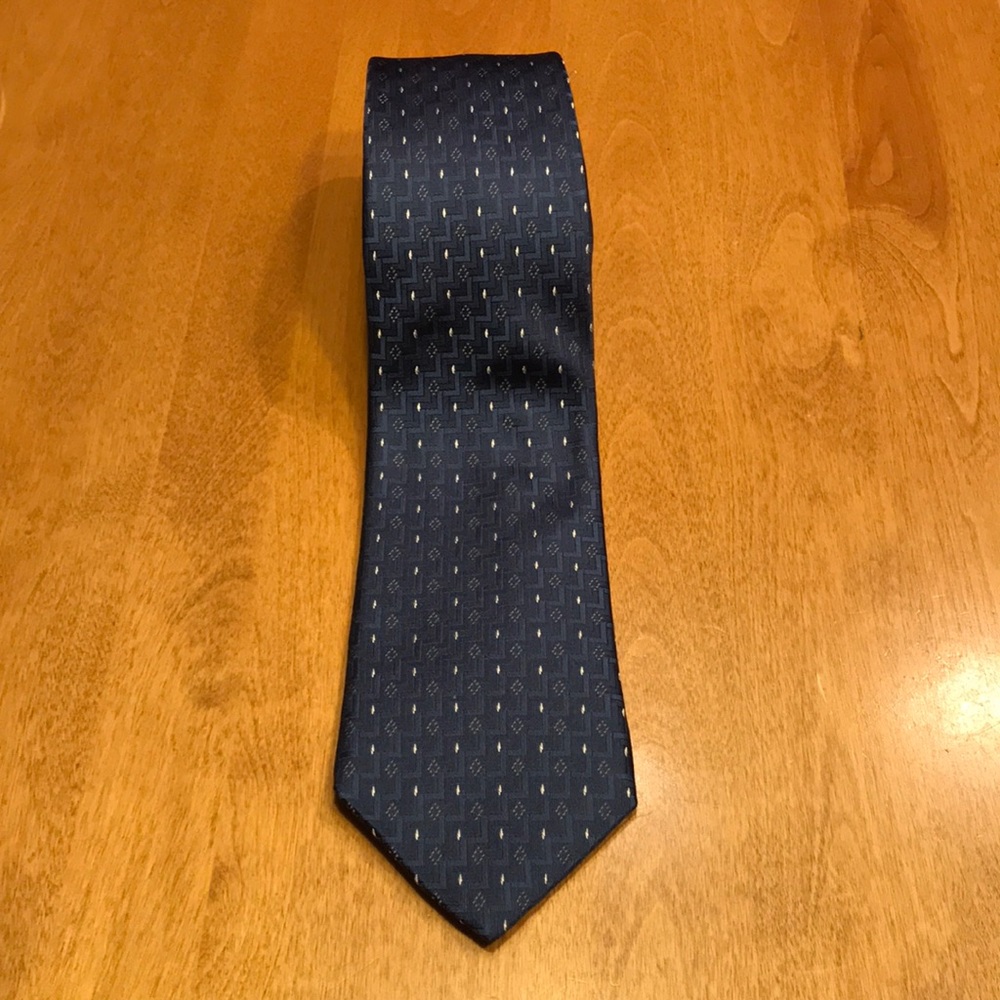 Men’s tie - Picture 2 of 2